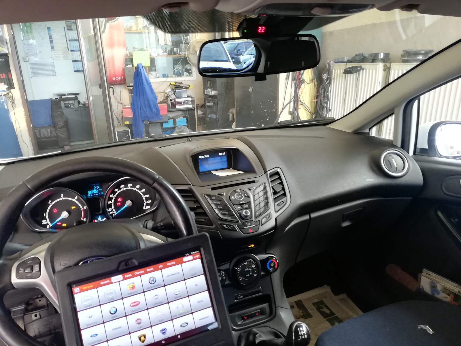 Montaj navigație auto